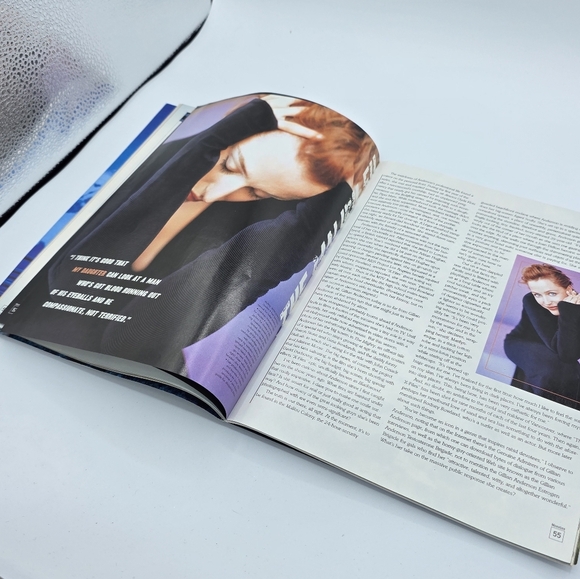 Vintage 1998 Movieline Magazine Gillian Anderson X-Files Issue - Picture 5 of 6